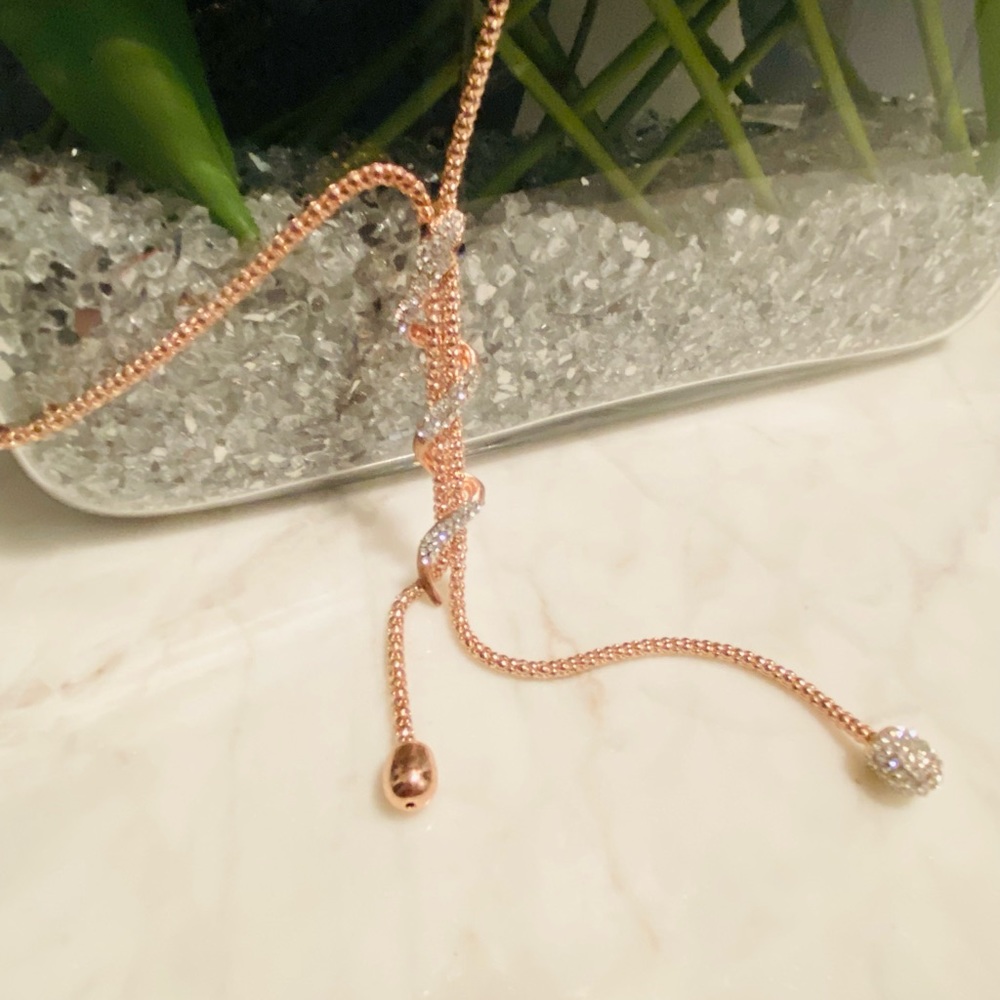 Rhinestone snake necklace 🐍